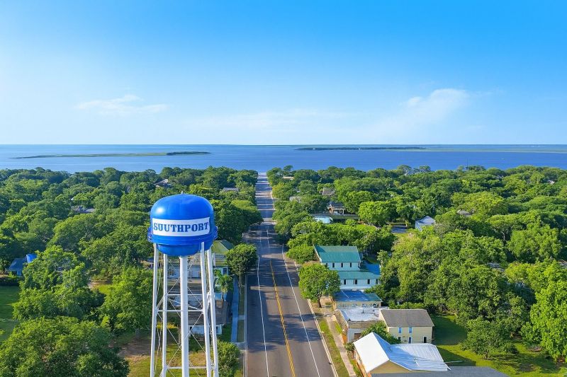Local Custom Pantry Installation in Southport, NC