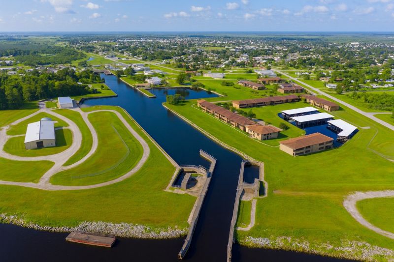 Local Pantry Construction in Clewiston, FL